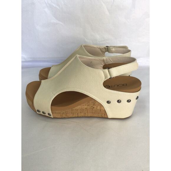 Corkys Footwear Carley Womens 2.5in Wedge Sandals Cream Size 9 Cork Heel - Picture 2 of 7